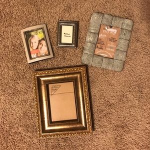 Frames bundle